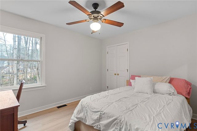 901 Meadowcreek Dr, North Chesterfield, VA 23236