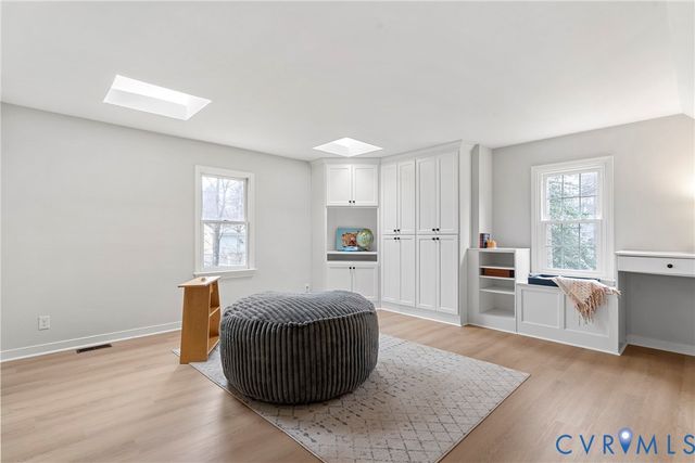 901 Meadowcreek Dr, North Chesterfield, VA 23236