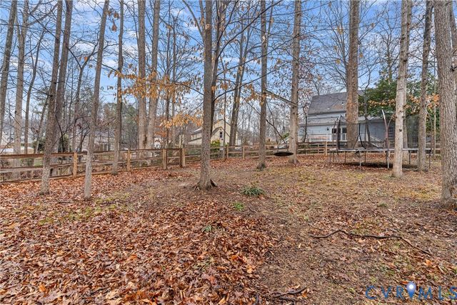 901 Meadowcreek Dr, North Chesterfield, VA 23236