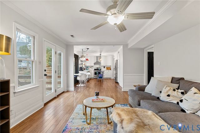 901 Meadowcreek Dr, North Chesterfield, VA 23236