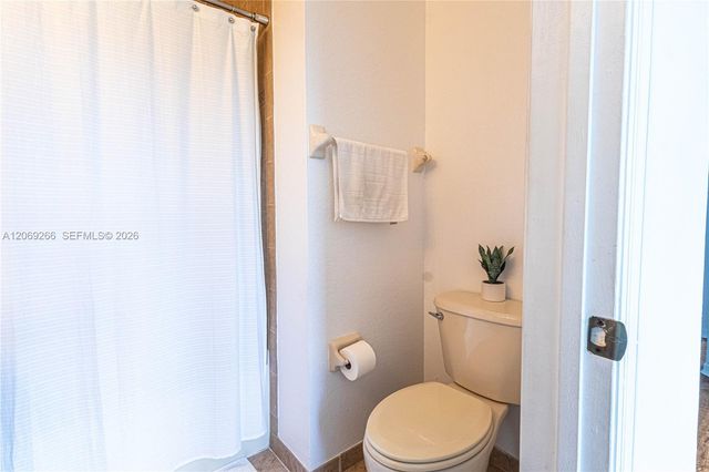 11103 NW 83rd Street 207, Doral, FL 33178