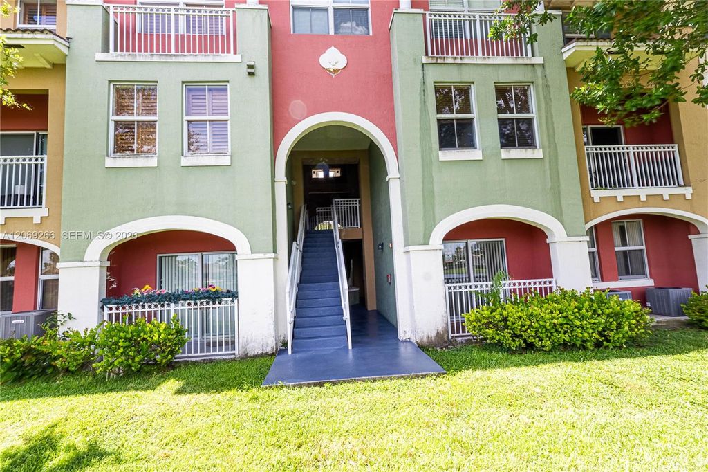 11103 NW 83rd Street 207, Doral, FL 33178