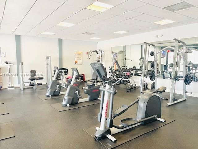 3675 N Country Club Dr 708, Aventura, FL 33180