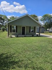 100 Baker St, Shelbyville, TN 37160