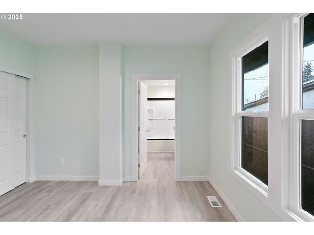 715 19TH St, Salem, OR 97301