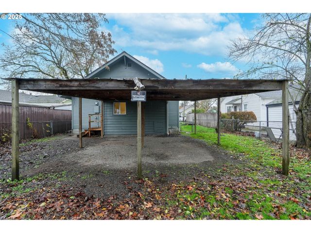 715 19TH St, Salem, OR 97301