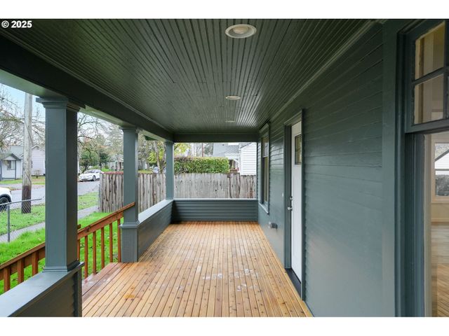 715 19TH St, Salem, OR 97301