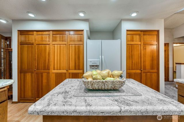 4212 80th Avenue NW, Gig Harbor, WA 98335