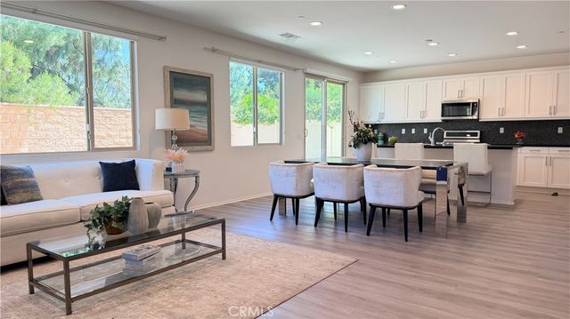 1801 Marquez Way, Corona, CA 92881