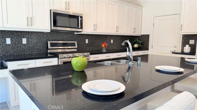 1801 Marquez Way, Corona, CA 92881