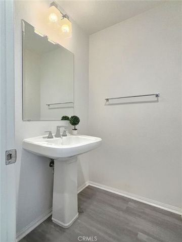 1801 Marquez Way, Corona, CA 92881