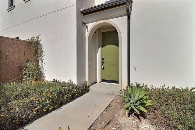1801 Marquez Way, Corona, CA 92881