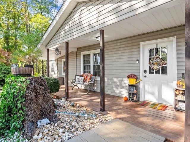 665 Mcclain Mountain Road, Jasper, GA 30143