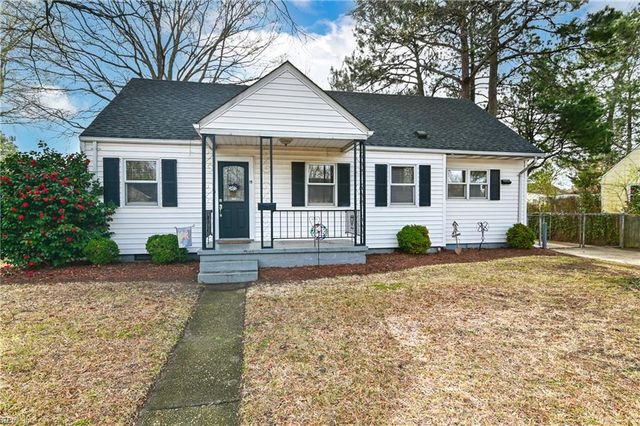 15 Chowan DR, Portsmouth, VA 23701