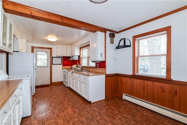 15 Chowan DR, Portsmouth, VA 23701