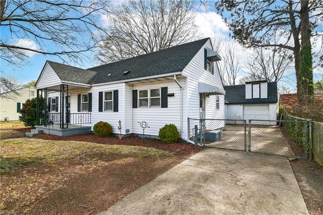 15 Chowan DR, Portsmouth, VA 23701