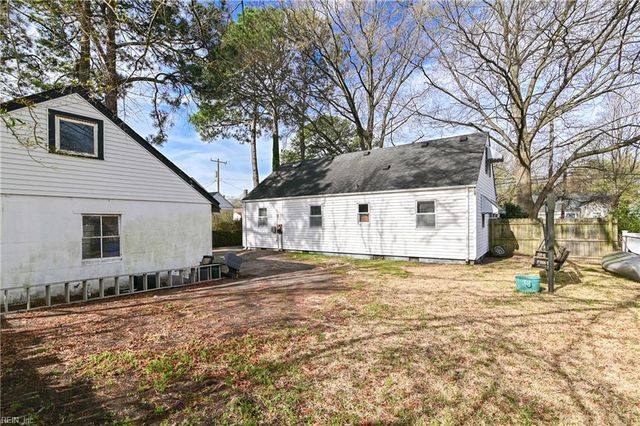 15 Chowan DR, Portsmouth, VA 23701