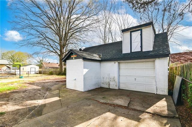 15 Chowan DR, Portsmouth, VA 23701