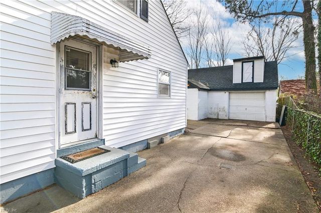 15 Chowan DR, Portsmouth, VA 23701