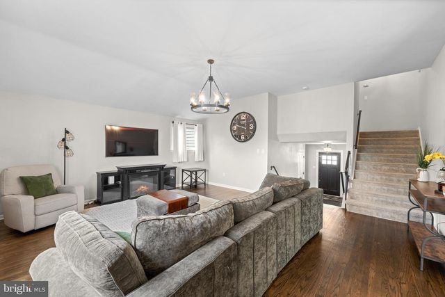 221 HEMLOCK LN, Springfield, PA 19064