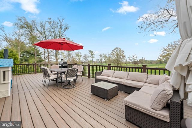 221 HEMLOCK LN, Springfield, PA 19064