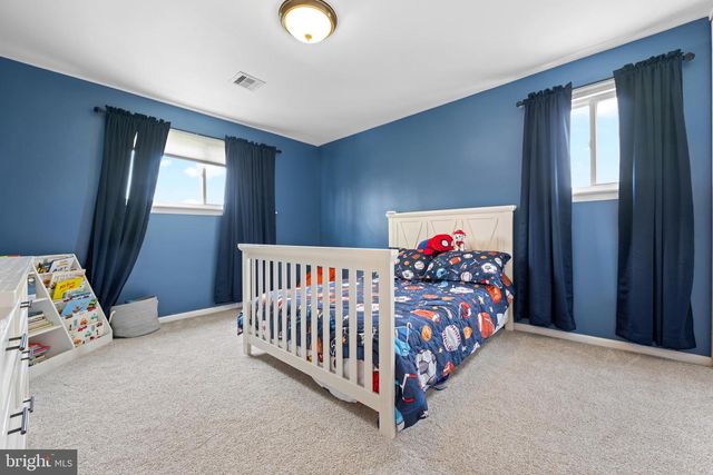 221 HEMLOCK LN, Springfield, PA 19064