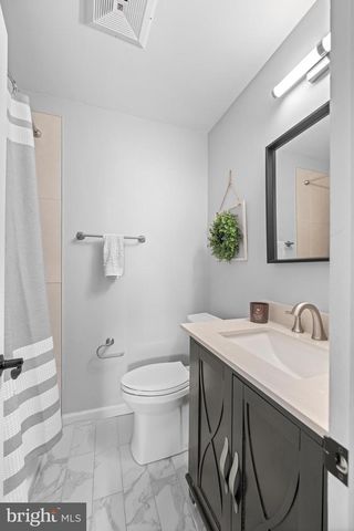 221 HEMLOCK LN, Springfield, PA 19064