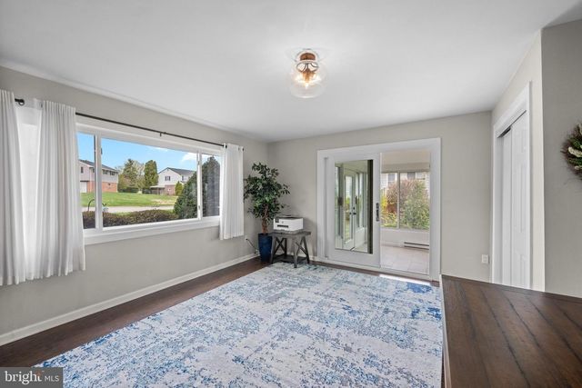 221 HEMLOCK LN, Springfield, PA 19064