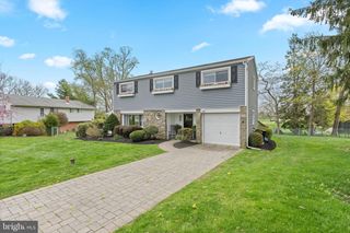 221 HEMLOCK LN, Springfield, PA 19064