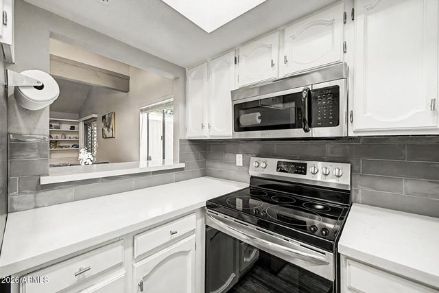 405 E CULLUMBER Avenue C, Gilbert, AZ 85234