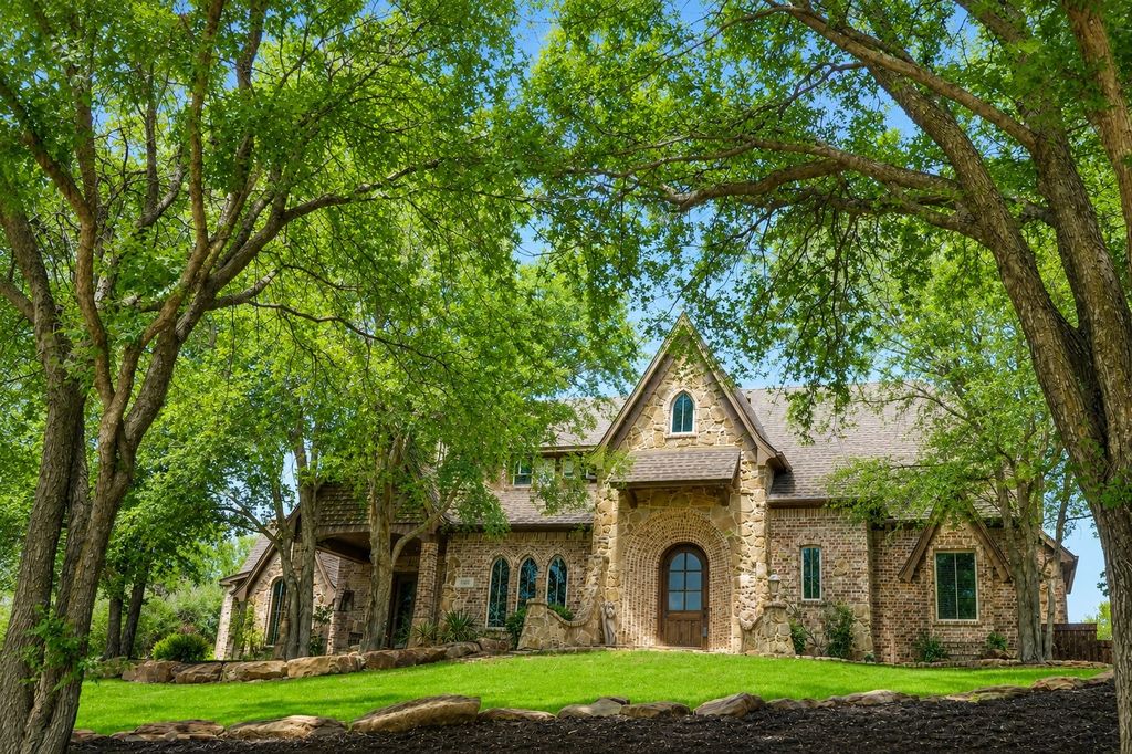 1985 Woodland Drive, Cross Roads, TX 76227