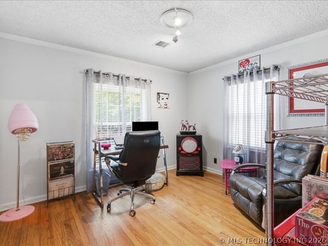 1328 S Oswego Avenue, Tulsa, OK 74112