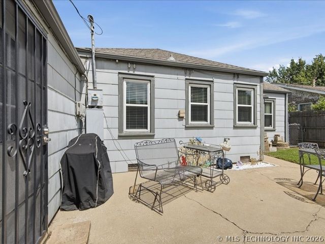 1328 S Oswego Avenue, Tulsa, OK 74112