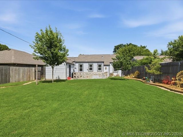 1328 S Oswego Avenue, Tulsa, OK 74112