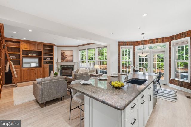 6440 CLOISTER GATE DR, Baltimore, MD 21212