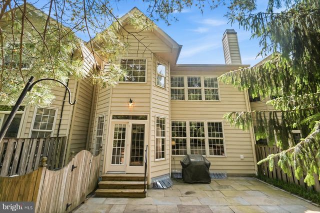 6440 CLOISTER GATE DR, Baltimore, MD 21212