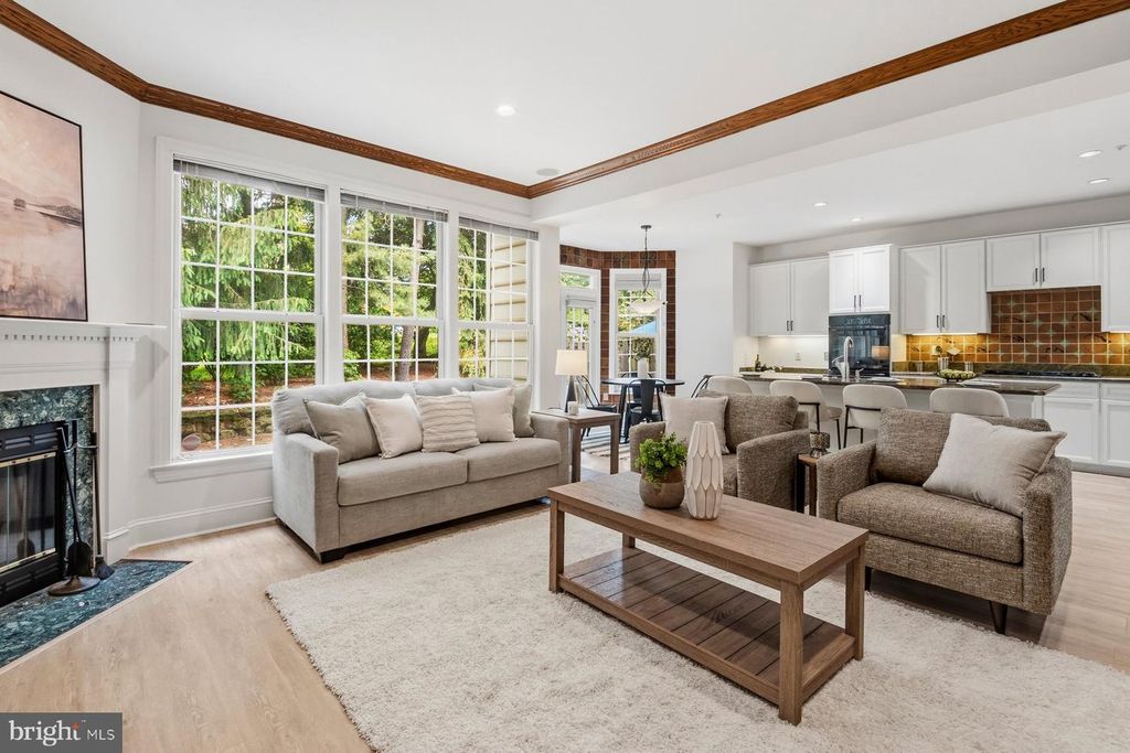 Image 17 of property listing at 6440 CLOISTER GATE DR, Baltimore, MD 21212