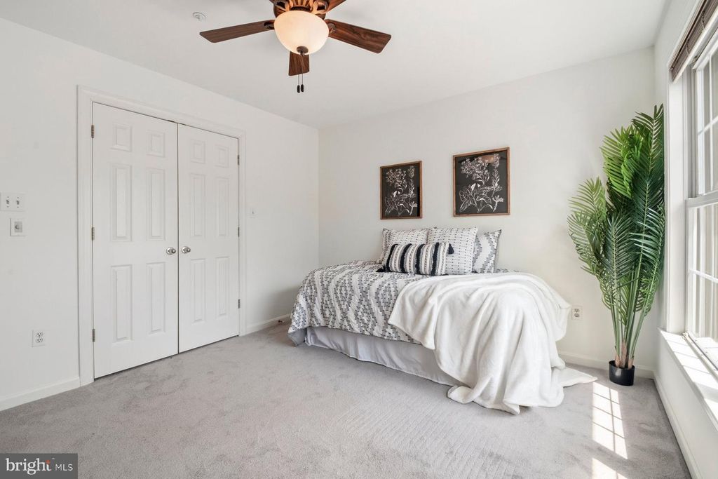 Image 37 of property listing at 6440 CLOISTER GATE DR, Baltimore, MD 21212