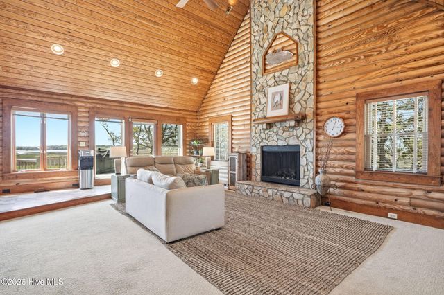 3820 Windy Point Road SW, Supply, NC 28462