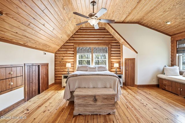 3820 Windy Point Road SW, Supply, NC 28462