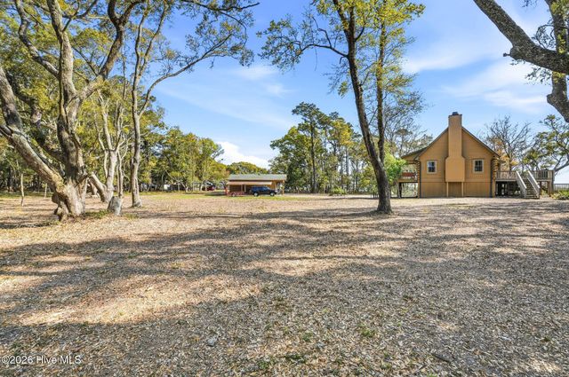 3820 Windy Point Road SW, Supply, NC 28462