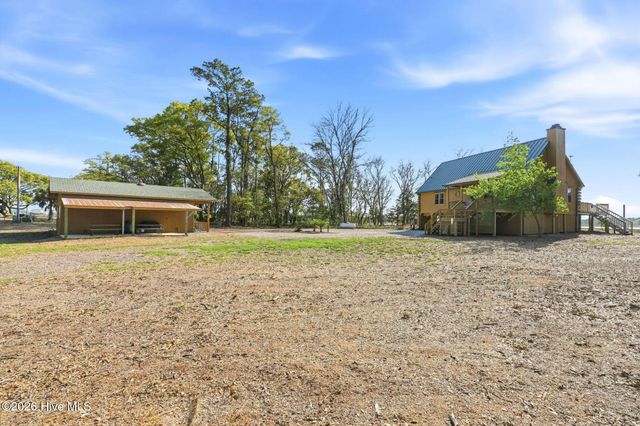 3820 Windy Point Road SW, Supply, NC 28462