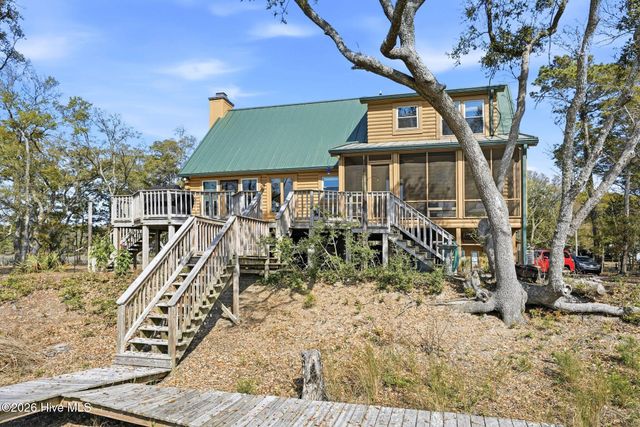 3820 Windy Point Road SW, Supply, NC 28462