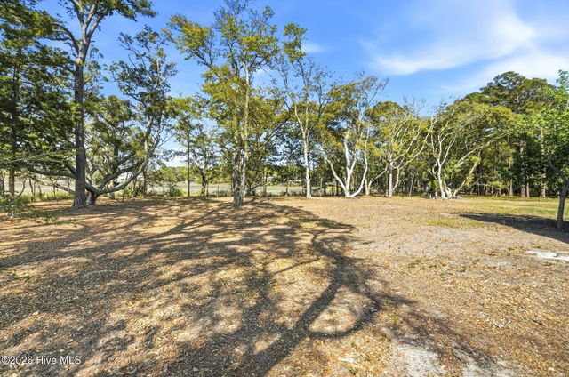 3820 Windy Point Road SW, Supply, NC 28462
