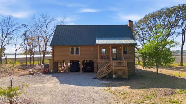 3820 Windy Point Road SW, Supply, NC 28462