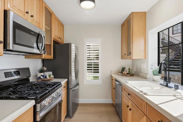 13227 Wimberly 263, San Diego, CA 92128