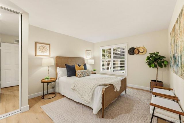 13227 Wimberly 263, San Diego, CA 92128