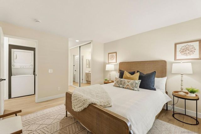 13227 Wimberly 263, San Diego, CA 92128