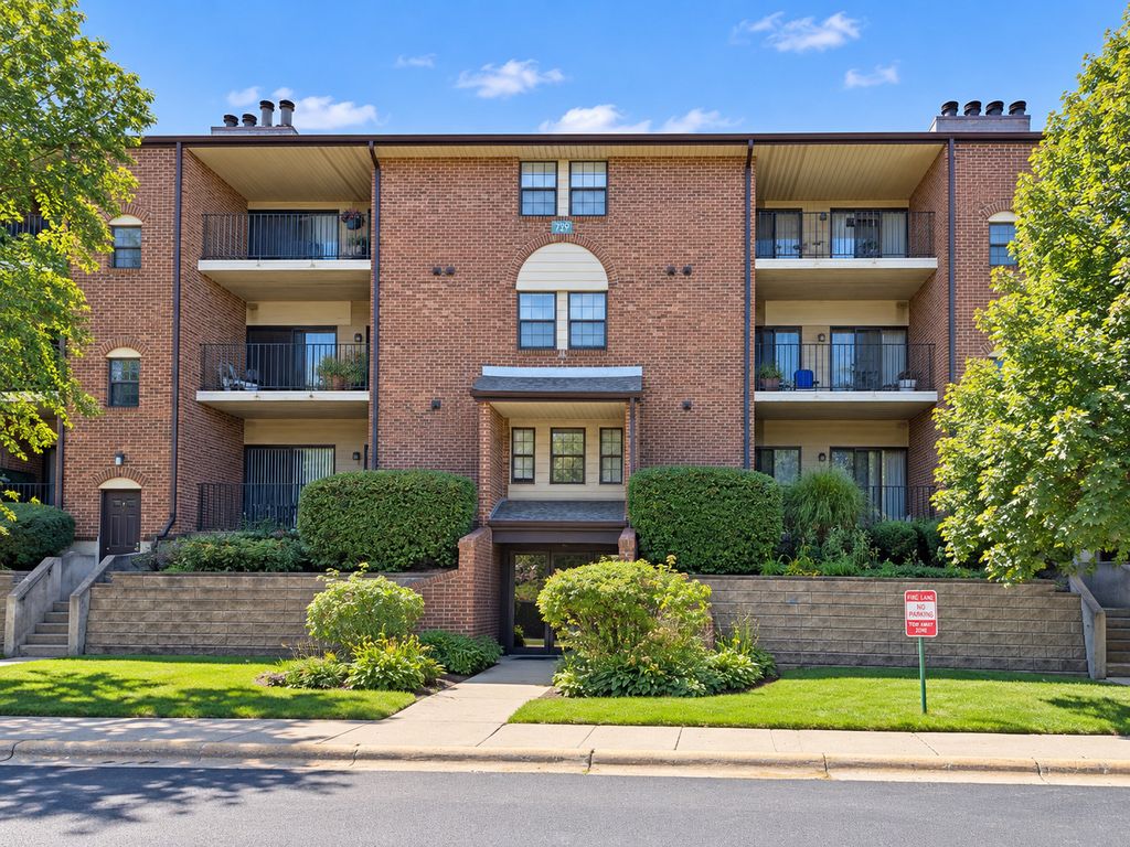 720 Weidner Road 300, Buffalo Grove, IL 60089