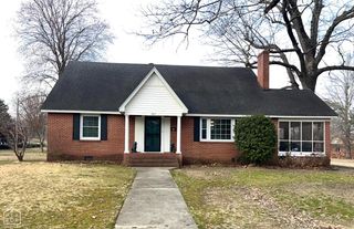 827 W Main, Piggott, AR 72454